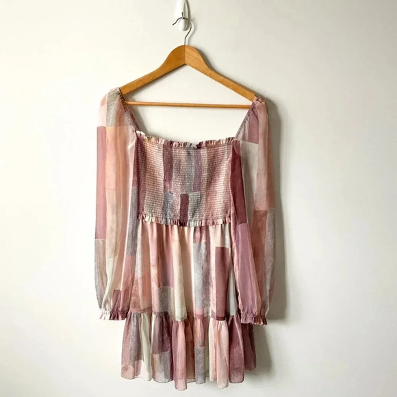 Aritzia Wilfred Tempest Smocked Chiffon Mini Dress Heirloom Pink Sage Size XS - Picture 2 of 6